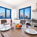 Apartment Calimas